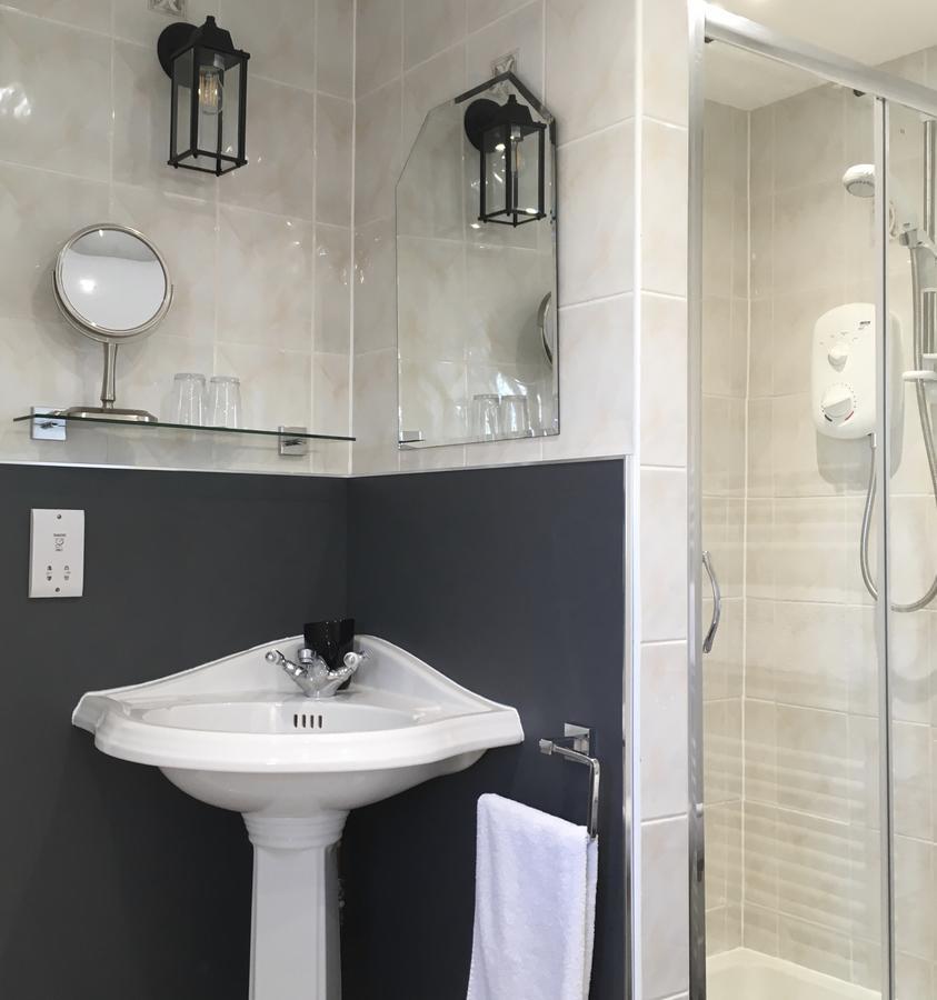 The New Inn Aberchirder Bagian luar foto